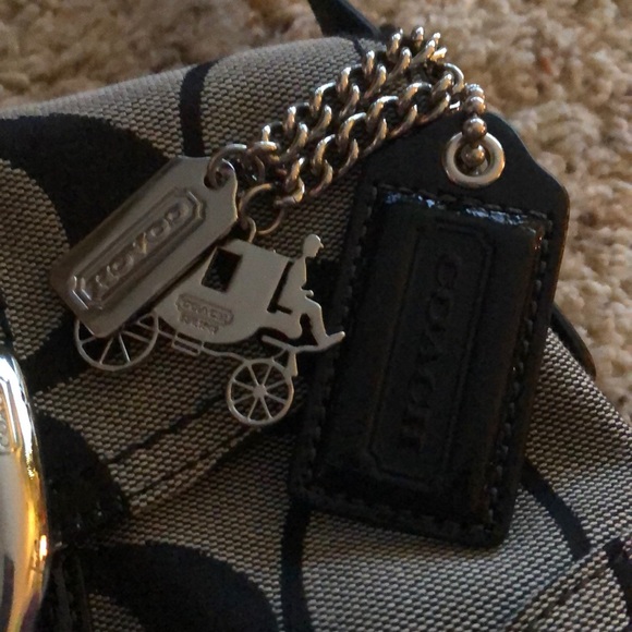 Coach purse - Picture 2 of 5